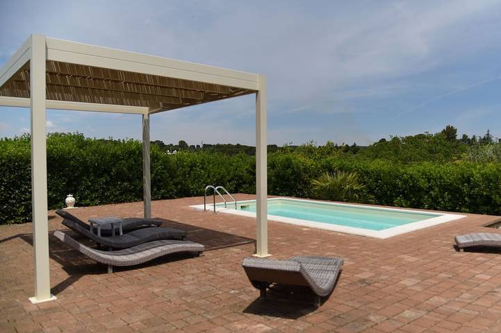 Villa pour 4 personnes, avec balcon et jardin - 1