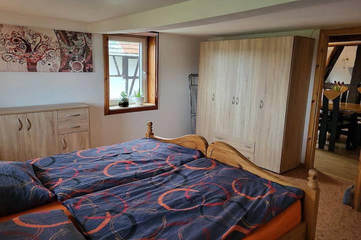 Ganze Wohnung, Geräumige Ferienwohnung mit 2 Schlafzimmern, Terasse, Silbersee in der Nähe in Frielendorf, Knüllgebirge