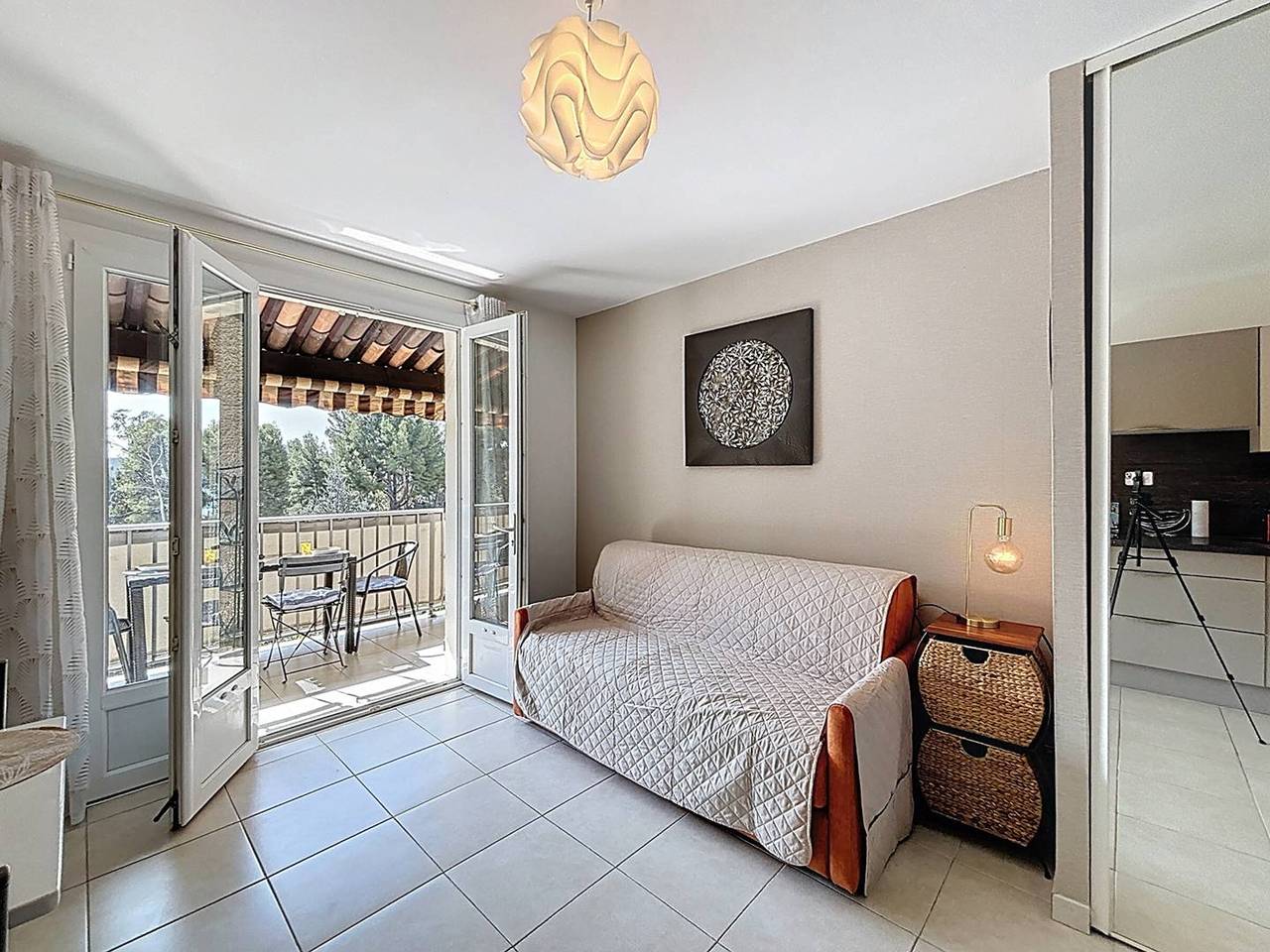 Gehele studio, Lovely studio with terrace and parking near the beach in Les Lecques, Saint-Cyr-sur-Mer