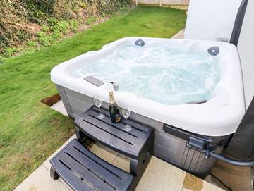 Cottage for 8 People in Crantock, Cornwall, Photo 1