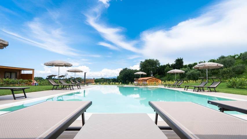 Camping für 3 Personen, mit Garten und Kinderpool sowie Ausblick und Pool, mit Haustier in Lazise - 4