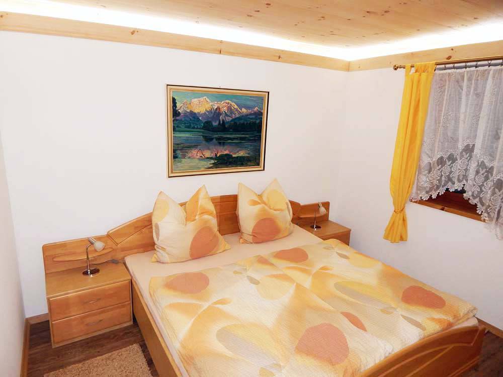 Chalet Ramsau und Ferienwohnung Zeitz - Chalet für 1-2 Personen, neuerbautes Holzhaus,65 qm,W-Lan,separates Schlafzimmer in Ramsau bei Berchtesgaden, Berchtesgadener Alpen