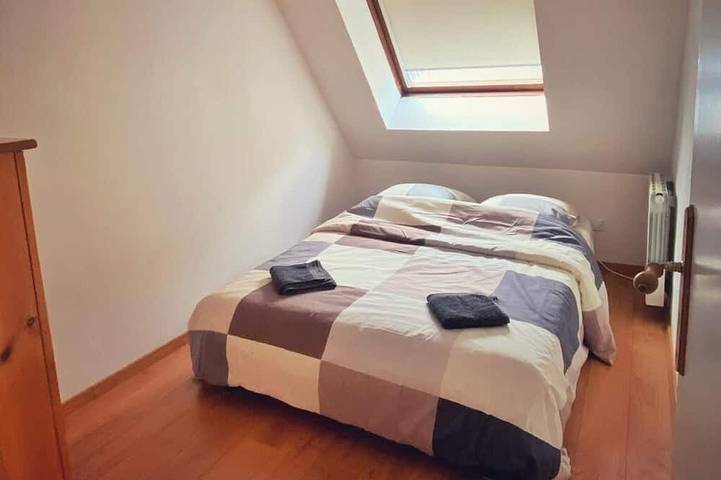 House with heated pool 1h30 from Paris. in Chapelle-Guillaume, Nogent-le-Rotrou und Umgebung