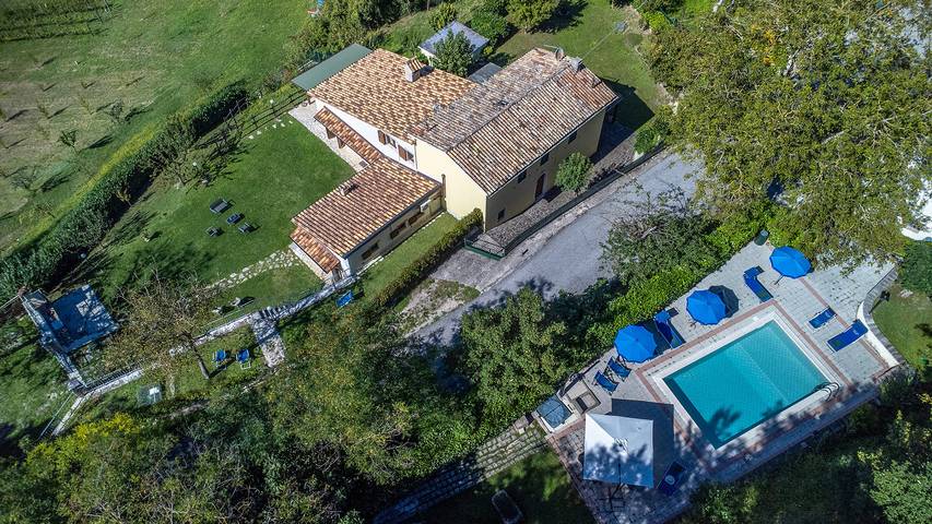 Villa con piscina per 8 persone, con giardino nelle Marche
