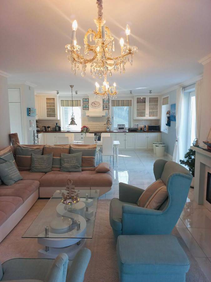 Location de vacances pour 6 personnes, avec vue et piscine ainsi que jardin et terrasse à Szigliget - 4