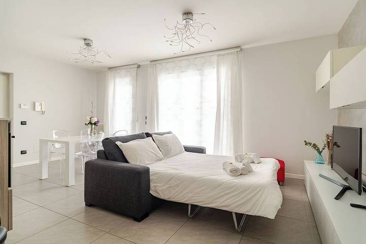 Appartamento intero, Dalmine Luxury Suite a 10 minuti da Bergamo in Dalmine, Provincia di Bergamo