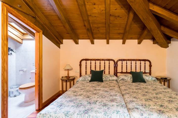 Casa rural 'El Agero' met bergzicht, privéterras en Wi-Fi in Cillorigo de Liébana, Cantabrisch Gebergte