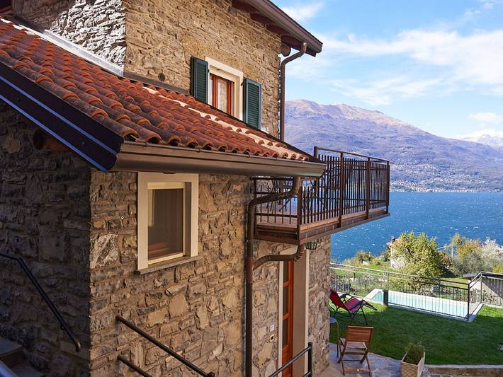 Ferienhaus für 4 Personen, mit Terrasse und Seeblick sowie Garten in der Lombardei - 2