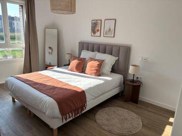 Cottage pour 3 personnes, avec piscine ainsi que jardin et sauna à Lens