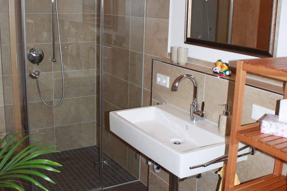 Ganze Wohnung, Gemütliche Ferienwohnung 65qm Waging am See / Chiemgau mit W-Lan in Waging am See, Rupertiwinkel