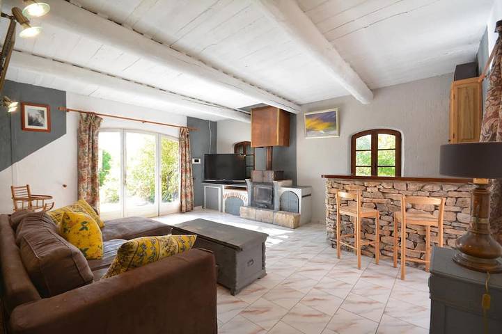 Schönes Landhaus La Farigoule in Saint-Saturnin-lès-Apt, Regionaler Naturpark Luberon