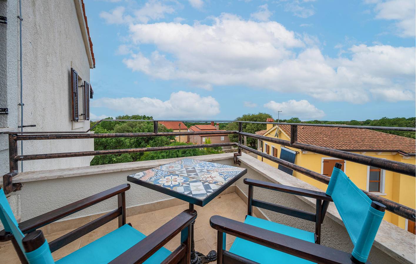Ganze Ferienwohnung, Gemütliche Ferienwohnung in der Nähe eines FKK-Strandes mit Terrasse und WLAN in Barbariga, Südküste Istrien