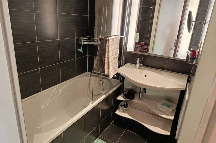 Gîte pour 2 personnes dans Eglise Saint Michel de Vaucelles (Caen) - 4