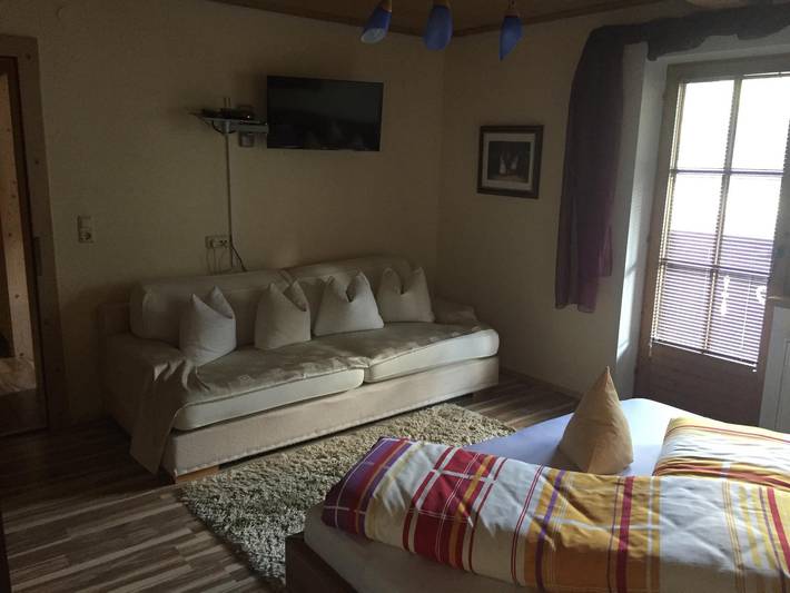 Gîte pour 4 personnes, avec Balcon ainsi que Terrasse et Jardin à Finkenberg - 3