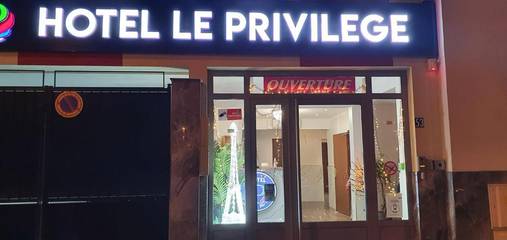 Hôtel pour 2 personnes, avec vue à La Courneuve