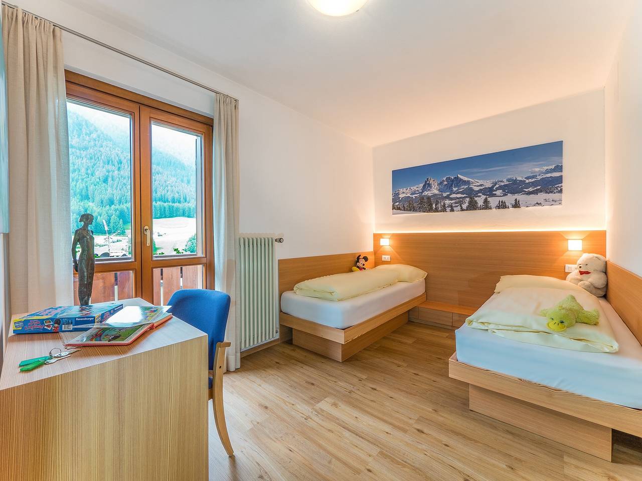 Ganze Wohnung, Apartment Residence Astoria 3 mit Bergblick, Gemeinschaftsgarten und Wlan in St. Ulrich in Gröden, Dolomiti Superski