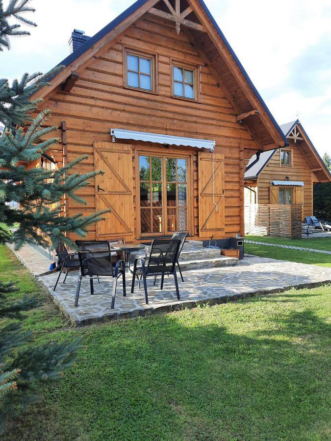 Kanadyjka domki drewniane in Niedzica, Karpaty (Polska)