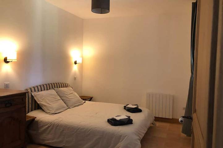 Gîte pour 11 personnes, avec terrasse et jardin à Cendrieux - 4