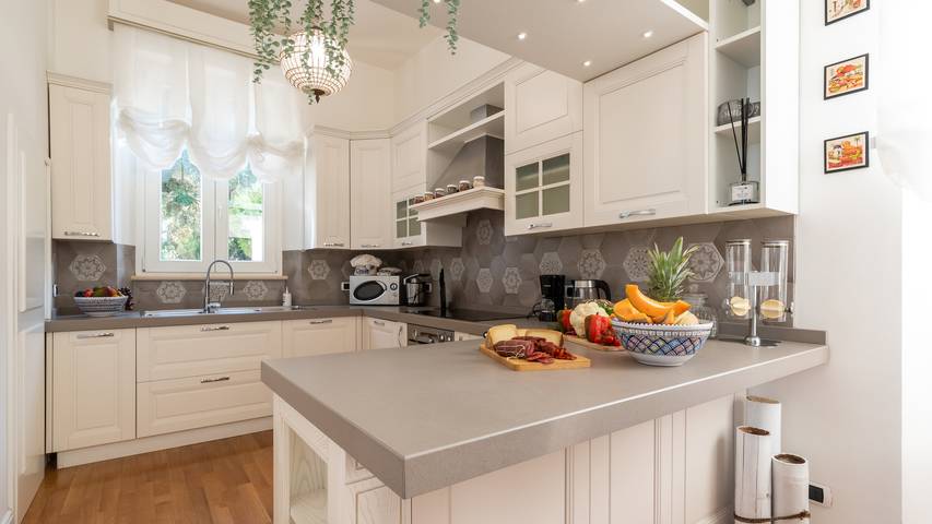 Ferienhaus für 8 Personen, mit Balkon und Whirlpool sowie Garten in Latium - 3
