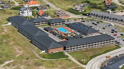 Ferienwohnung für 4 Personen, mit Pool und Sauna sowie Balkon/Terrasse und Terrasse in Drachenfestival Fanø