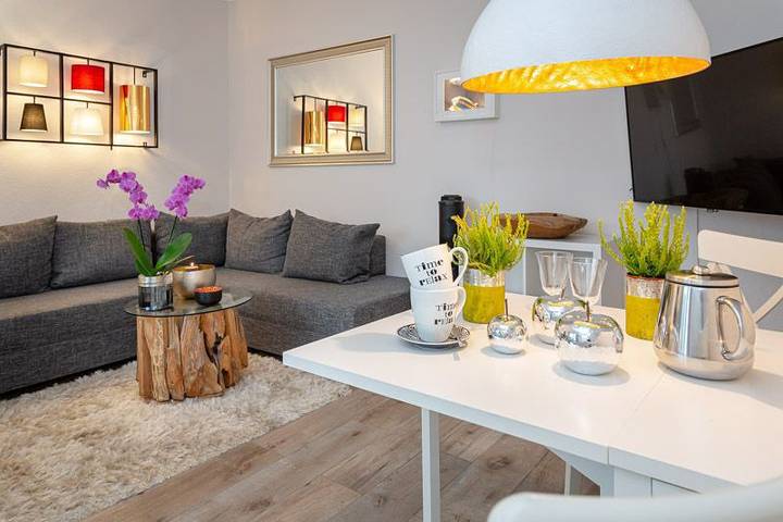 Ganze Wohnung, Top modernes 1 Zimmerappartement mit Balkon, in top Lage in Westerland in Westerland, Sylt (Gemeinde)