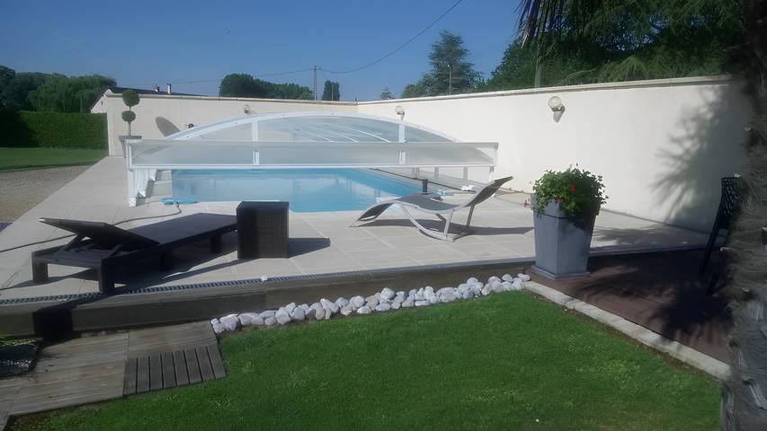 Chambre d’hôte pour 3 personnes, avec piscine et jardin