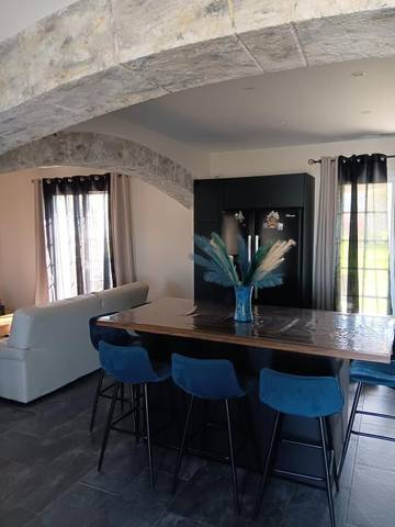 Villa pour 4 personnes, avec terrasse et jardin en Auvergne