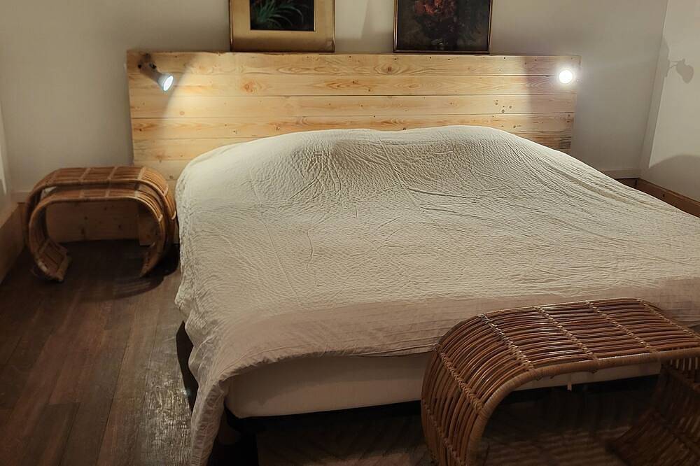 Apartamento entero, Ideally located apartment, right in the center of Aubigny-sur-Nère, in a quiet location. in Aubigny-sur-Nère, Sologne