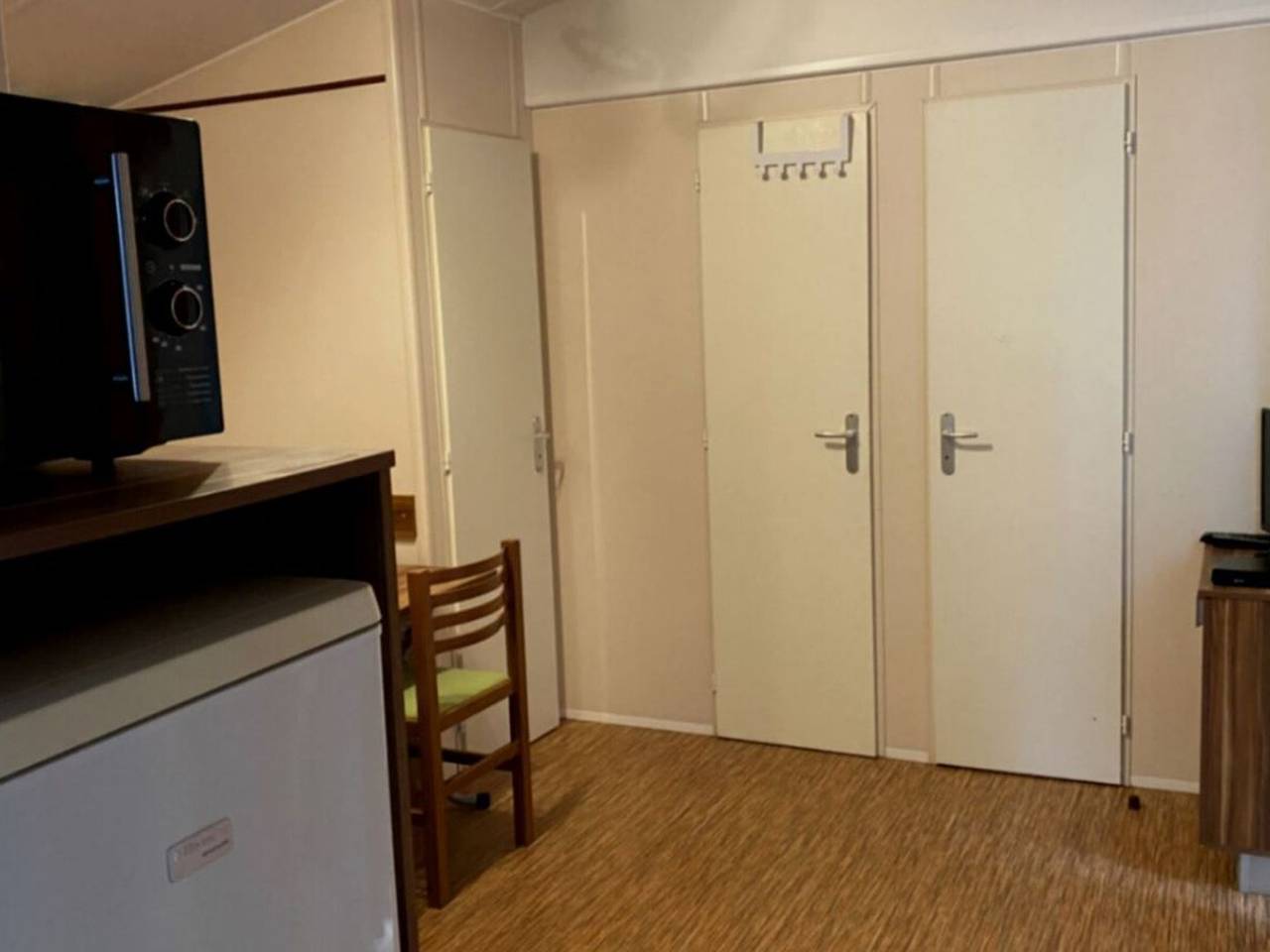 Mobil Home avec Terrasse, 2 Chambres, 4 Pers. in Vico, Région d'Ajaccio