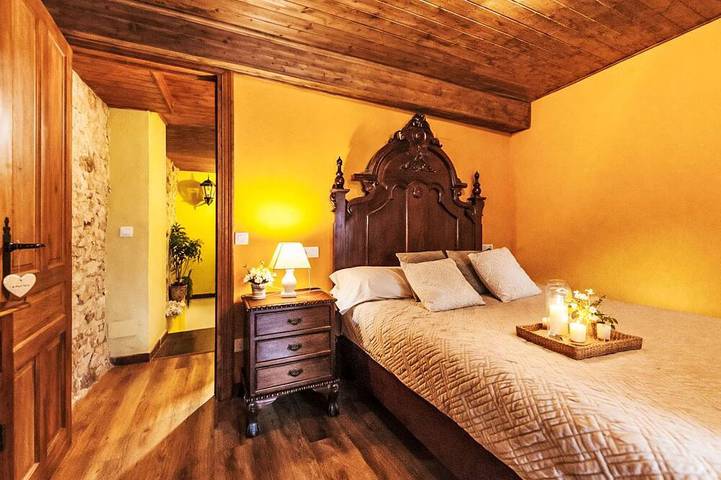 Berghütte mit Terrasse, Kamin und Jacuzzi in Teverga, Chaîne Cantabrique