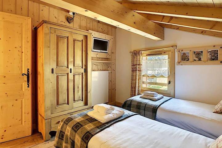 Appartement entier, Apartment Lyra, Samoens, 3 bedrooms, charming features and panoramic views in Samoëns, Région de Bonneville