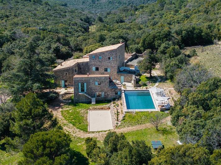 Chalet para 12 personas, con piscina además de jardín y vistas en Murs