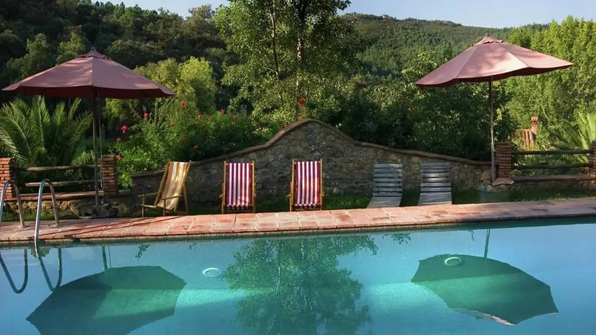 Apartamento para 3 personas, con jardín y piscina en Alájar