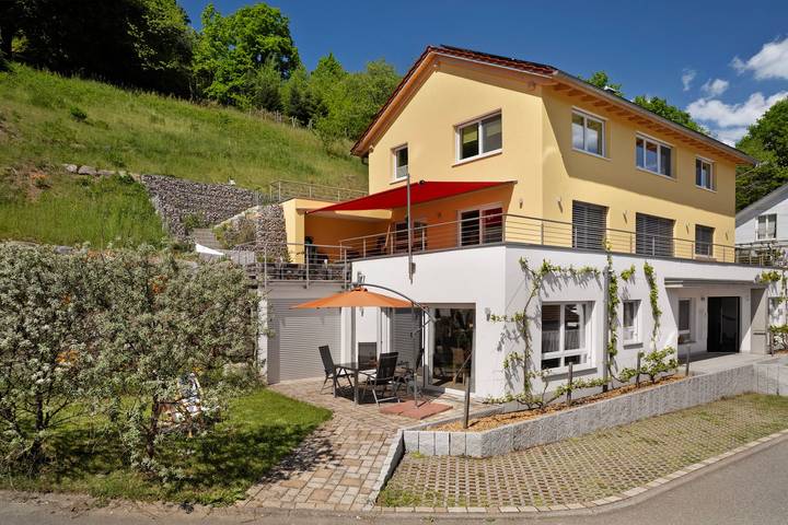 Ferienwohnung für 4 Personen, mit Garten - 1