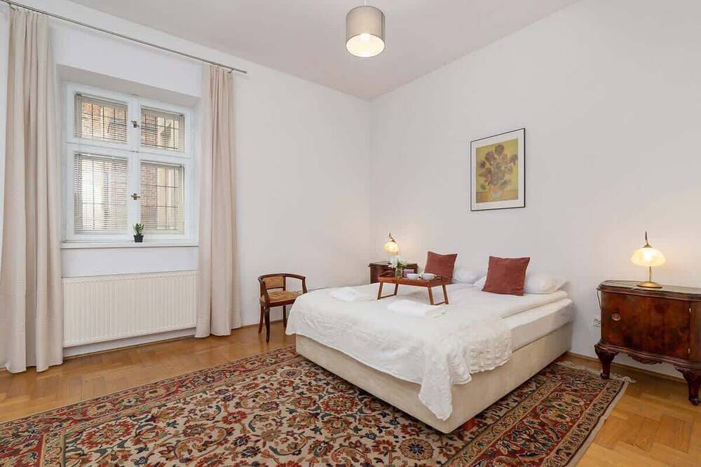 Ganze Wohnung, Geräumige Wohnung am Marktplatz | Balkon | Altstadt in Krakau, Kleinpolen