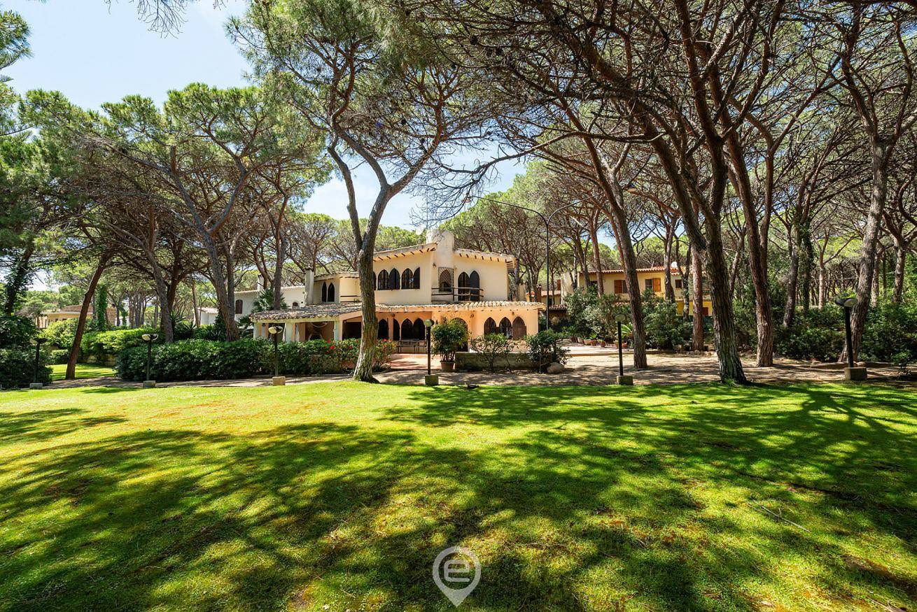 Villa Paolina in Santa Margherita di Pula, Pula e dintorni