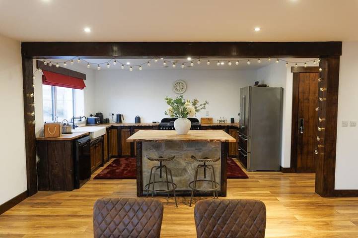 Holiday rental for 7 people, with garden on Shetland Islands