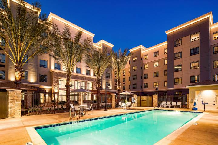 Hotel für 4 Personen mit Pool in Irvine, Orange County