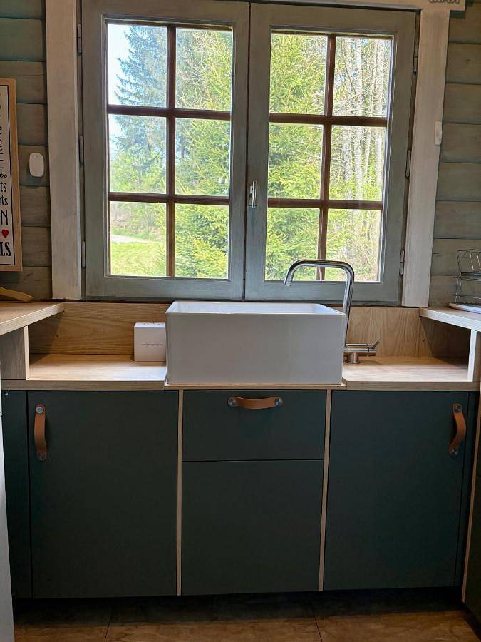 Gîte pour 8 personnes, avec vue ainsi que jardin et balcon à Champdray - 4