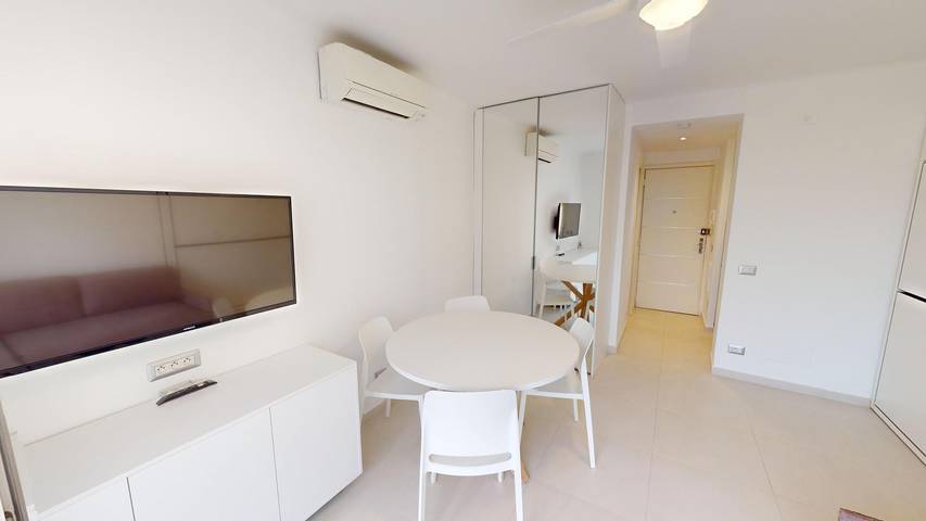 Gîte pour 3 personnes, avec vue sur l’océan ainsi que balcon et balcon/terrasse dans Port de Menton Garavan - 4