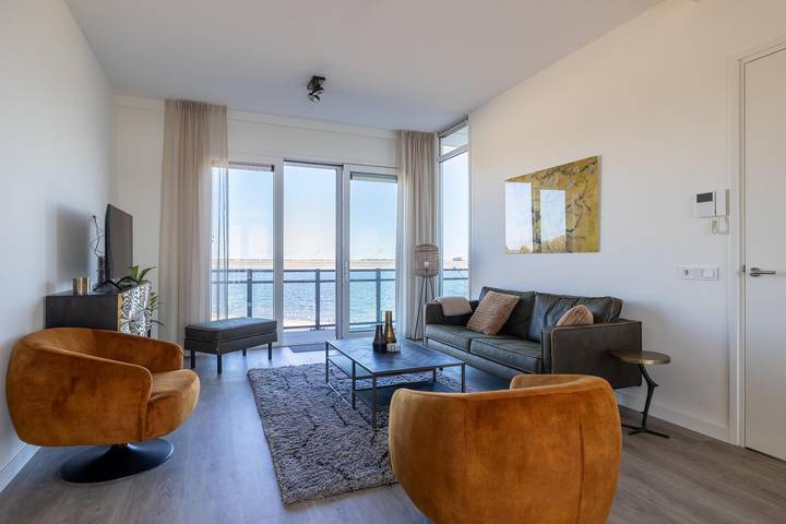 Ferienhaus für 4 Personen, mit Balkon und Balkon/Terrasse sowie Seeblick - 1