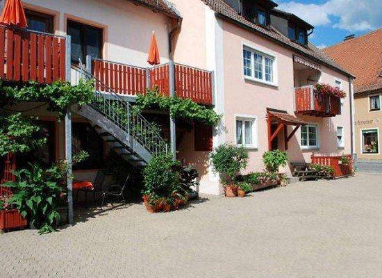 Ferienwohnung für 3 Personen, mit Balkon und Balkon/Terrasse sowie Terrasse und Garten in Fränkisches Seenland - 2