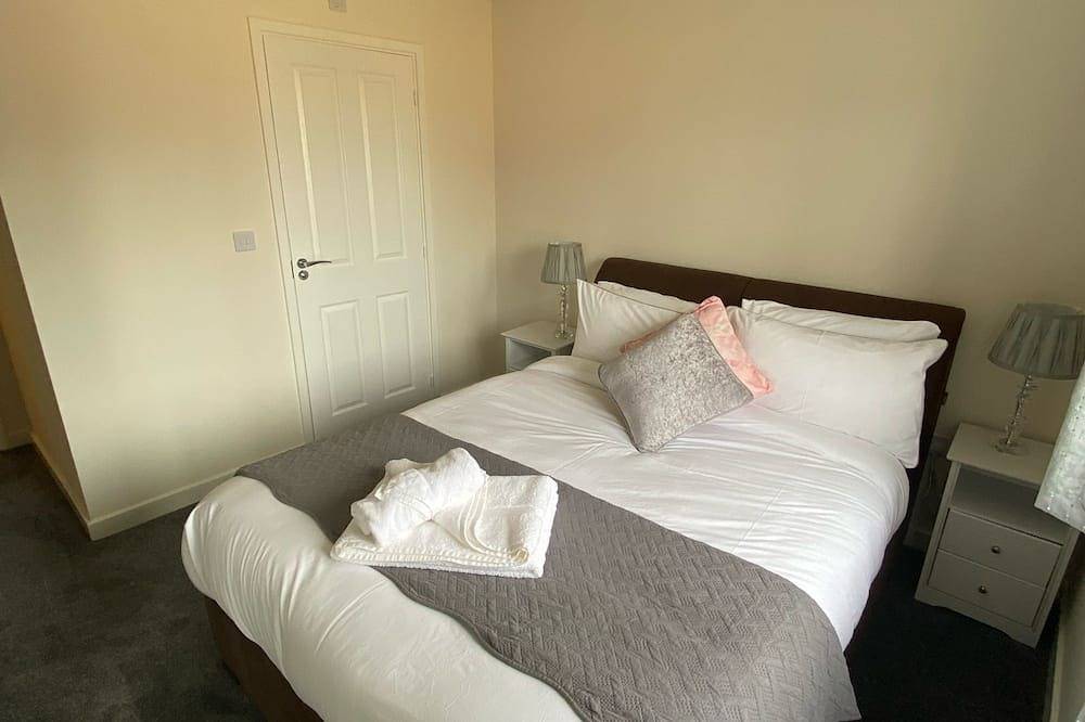 Full house- Free Parking, Wifi, and appliances to make your stay comfortable. in Kingston-upon-Hull, Yorkshire and the Humber