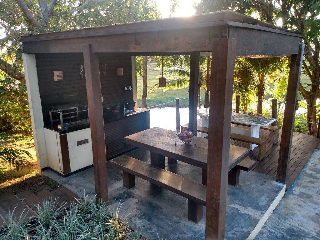 Strandhaus in Itacimirim mit 4 klimatisierten Zimmern, Swimmingpool, 300 m vom Strand entfernt in Camaçari, Bahia