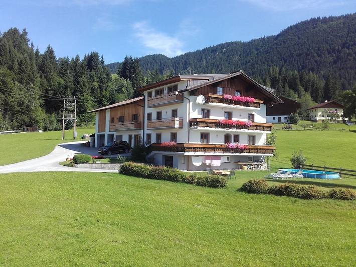 Ferienhaus für 5 Personen, mit Pool und Garten sowie Balkon im Salzkammergut - 4
