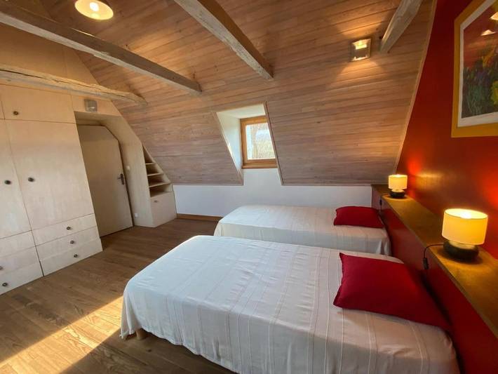 Location de vacances pour 7 personnes, avec jardin à Nauviale - 2