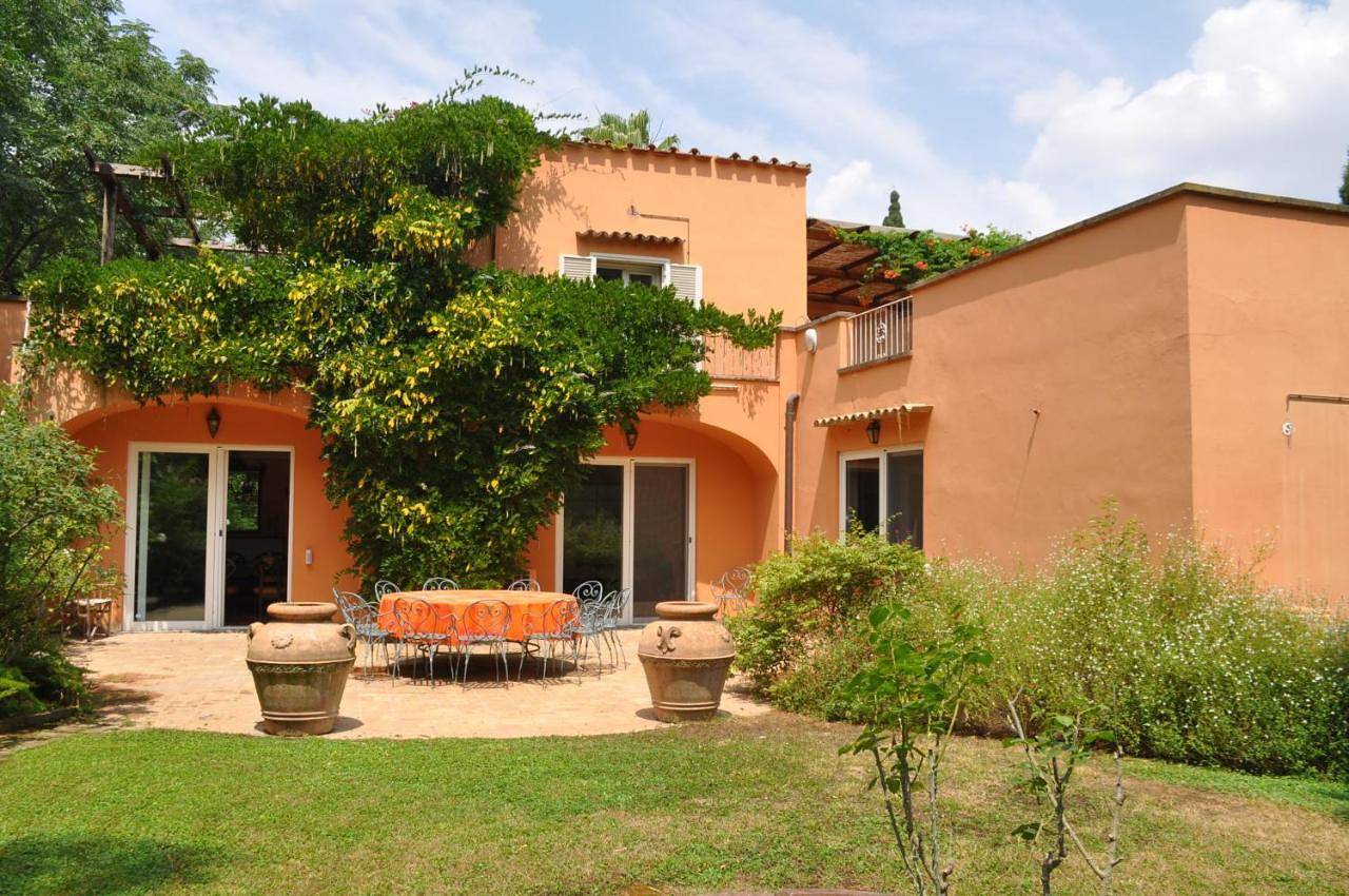 Luxury Villa - Appia Antica in Roma, Provincia di Roma