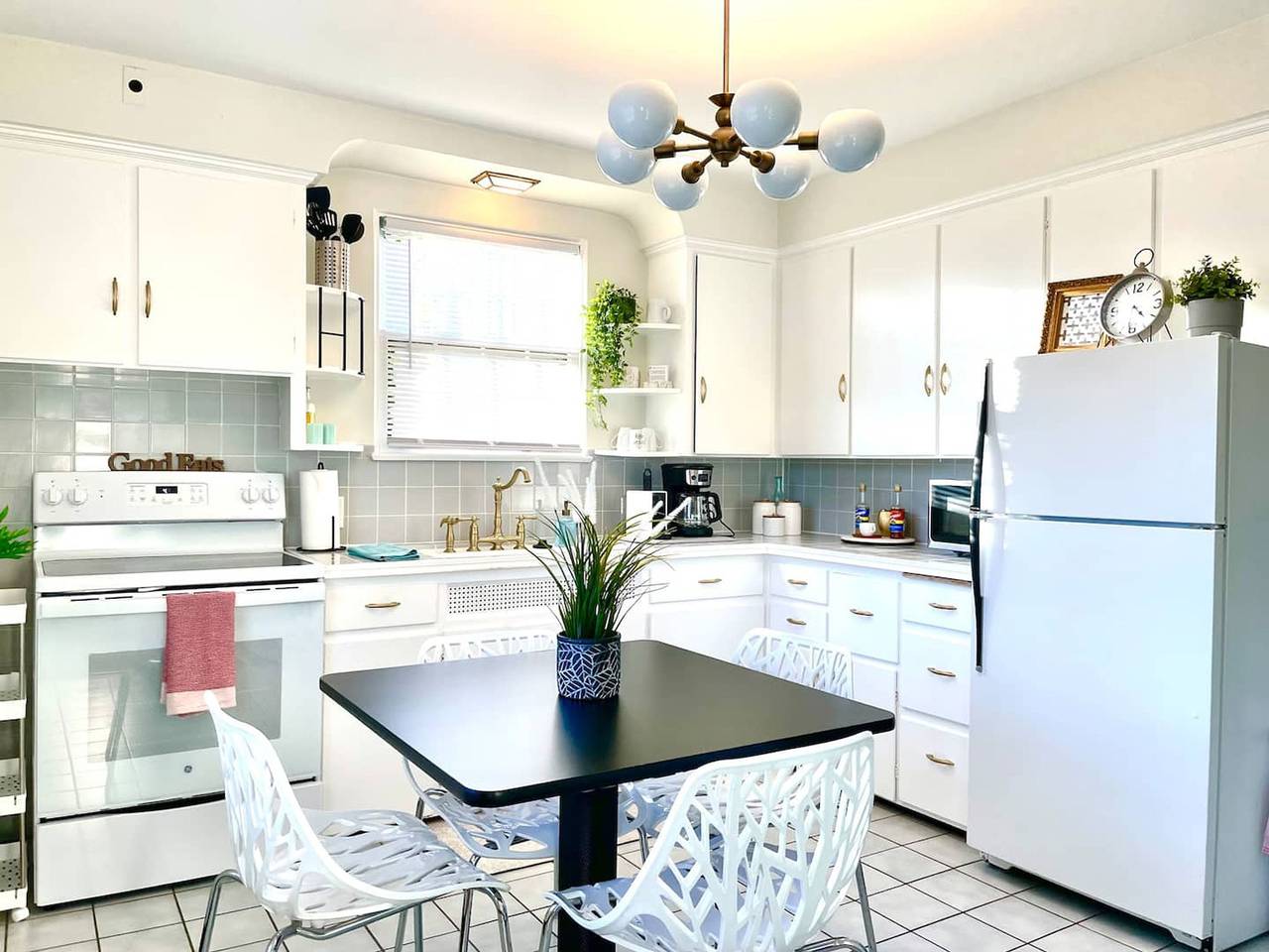 1.1 Mi to Notre Dame | 1stfloor Apt | Coffee Bar in South Bend, Saint Joseph County (IN)