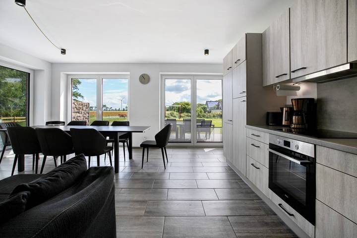 Ferienhaus für 14 Personen, mit Balkon und Garten sowie Sauna und Seeblick in Eider-Treene-Sorge - 2