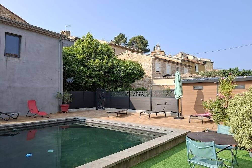 Apartamento entero, Estudio-Premium-Baño con bañera-Terraza in Rasteau, Vaucluse